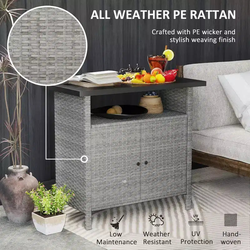 Outdoor-Aufbewahrungsschrank aus Korbgeflecht mit zwei Türen und Regal  